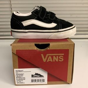 Vans Old Skool toddler shoes size 6